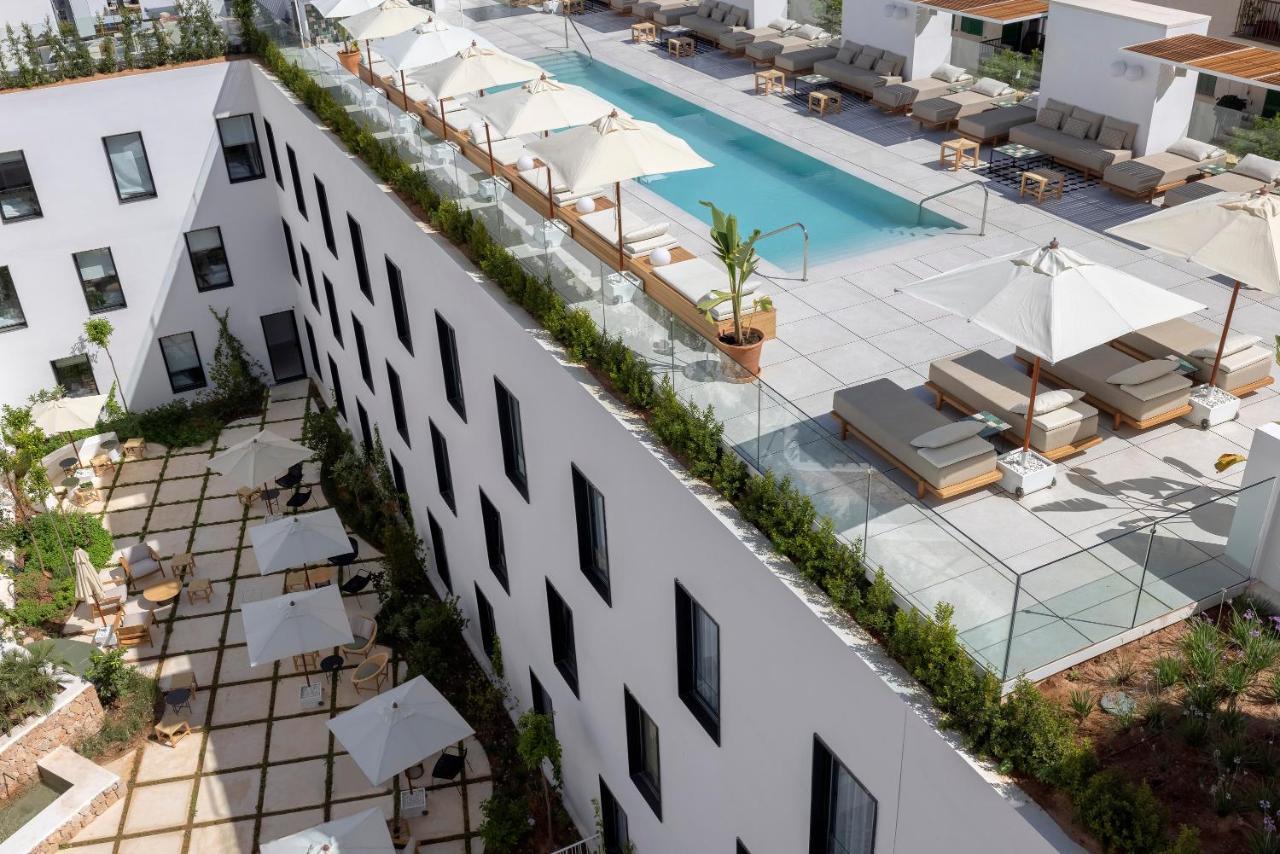 Hm Blanc Hotell